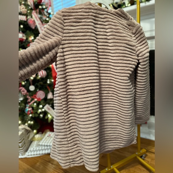 BB Dakota Tan Faux Fur Jacket - Picture 5 of 7